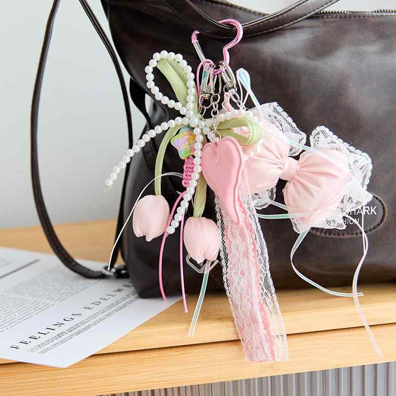 キーホルダー レディース バッグチャーム 編み込み ビーズ リボンび 花 熊 パール付き かわいい 清涼感 バックチャーム キーリング
