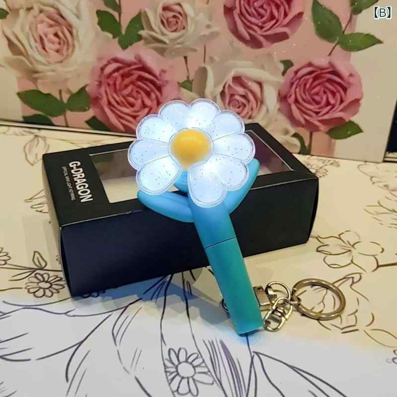 キーホルダー ミニペンライト 雛菊 デイリー 小物 雑貨 アクセサリー 電気メッキ加工 カラフル バッグチャーム — vista 3
