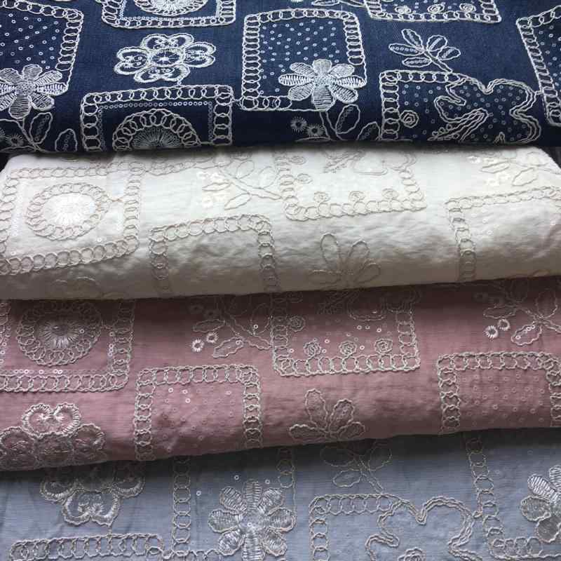 ・素材: 麻、綿、デニム・生地幅: 130cm・刺繍工芸: 水溶性刺繍・主な用途: シャツ、ウェディングドレス、スーツ、寝具、カーテン、キャミソール、ワンピース、ファッション、チャイナドレス、装飾布、舞台衣装、クッション・抱枕、下着・パジャマ、テーブルクロス・別名: コード刺繍スパンコール・柄・パターン: 幾何学柄・トレンド要素: モダン・カラー展開: 杏米色（アプリコットベージュ）、ピンク、スカイブルー、ネイビー