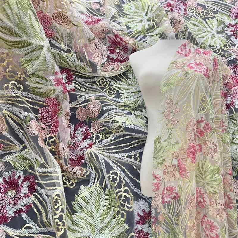 ・素材: PE・糸・織り: スパンコール裁断片・実効幅: 130cm・刺繍技法: スパンコール刺繍・用途: シャツ、ウェディングドレス、スーツ、寝具、ホームウェア、バッグ、カーテン、ファッション、チャイナドレス、ステージ衣装、クッション・抱枕、ソファ、テーブルクロス・デザインスタイル: 精細デザイン・トレンド要素: 欧米風・カラー展開: 花柄、2#グリーン・規格: 幅130cm（長さ91.44cm/0.92m/92cm単位）