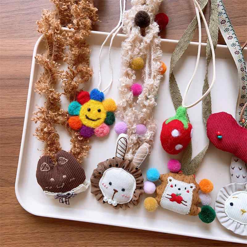 ヘアアクセサリー キッズ 女の子 ヘアピン 髪留め ぬいぐるみ 動物 フルーツ モチーフ りぼん どんぐり うさぎ キャット ポップ カラー 配色 切り替え 髪飾り おしゃれ かわいい 秋
