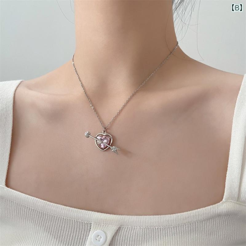 bloomelierのネックレス レディース メンズ ユニセックス チョーカー デコルテチェーン 電気メッキ加工 合金 天使の羽 ハート モチーフ コリドール ゴシック風 レトロ パンク ロック 個性的 カジュアル アクセサリー プレゼント｜アングル3