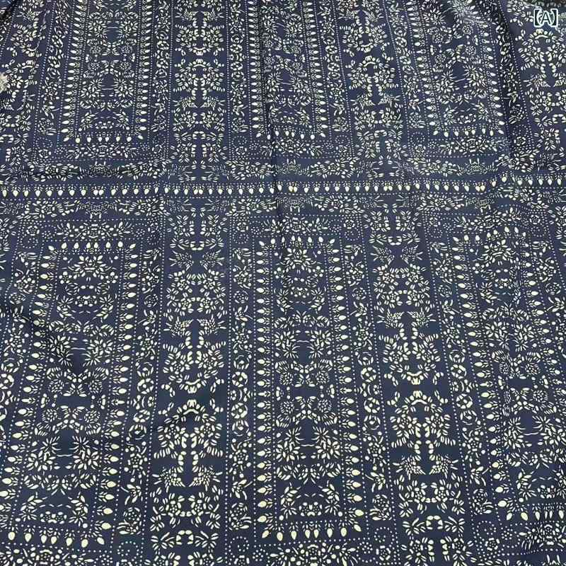 生地 綿 幾何学柄 エスニック風 コットン プリント 涼感 薄手 カットクロス 手芸 裁縫 ハンドメイド ハンドクラフト 春夏 ホワイト ブルー bloomelier-10535034 bloomelier サンプル画像2