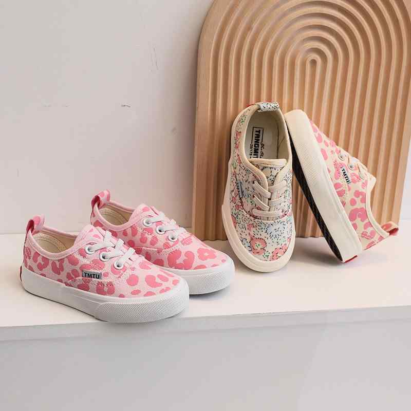 スニーカー キッズ 女の子 帆布 スリッポン キャンバスシューズ 上履き 子供靴 ジュニア 通気性 かわいい イラスト プリント ゴム底 履きやすい 通学 通園 春夏秋