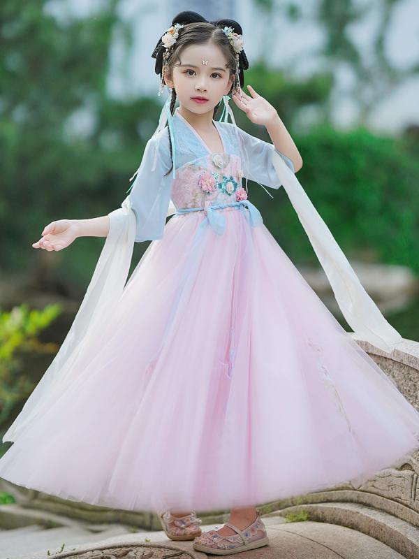 ・柄: 花柄・加工: 柔軟加工・デザイン: プリント、プリンセス、チュール・性別: 女児・主な素材: ポリエステル（90%）・スタイル: 中国風・生地の厚さ: 薄手・カラー展開: ピンク、ブルー・対応身長: 110cm、120cm、130cm、140cm、150cm、160cm・タイプ: 唐装・対応年齢: 3歳〜8歳（100cm〜140cm）・カテゴリ: 子供用旗袍・唐装・民族衣装