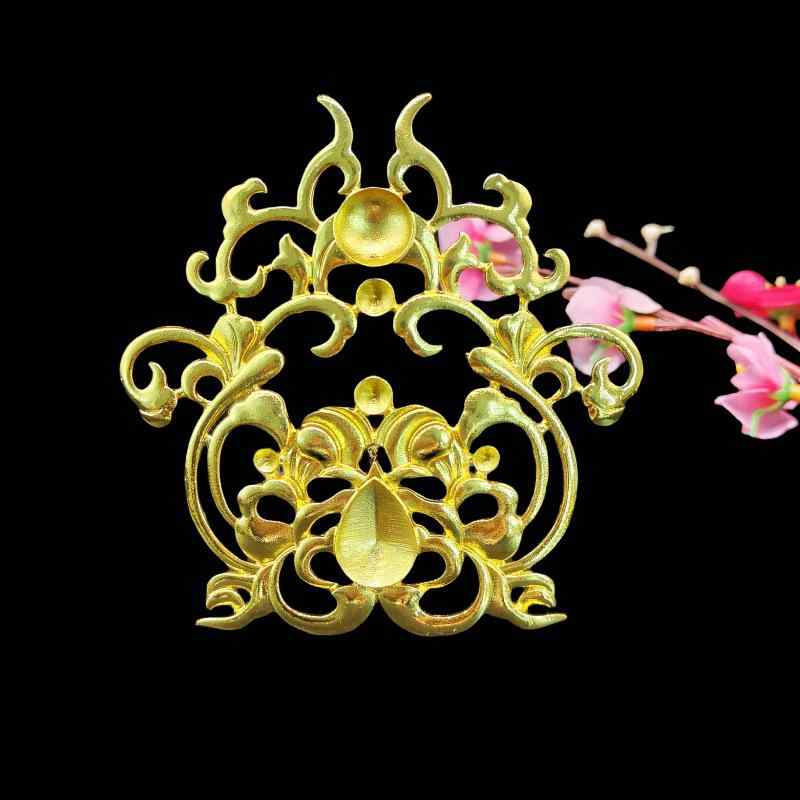 ・カテゴリ: ヘッドドレス・スタイル: 古風・主な素材: 合金・デザイン: 花柄・加工技術: 電気メッキ・カラー展開: KCゴールド（保色）、ゴールド（保色）、KCゴールド（保色、ヘアクラウン・ヘアピンセット）、ゴールド（保色、ヘアクラウン・ヘアピンセット）