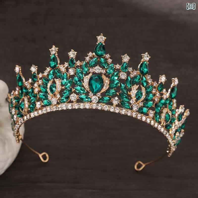 bloomelierのティアラ レディース 王冠 クラウン ウェディング ブライダル ヘアアクセサリー クリスタル ビジュー 髪飾り ヘッドドレス ラインストーン キラキラ 電気メッキ加工 結婚式 披露宴 二次会 パーティー 発表会 誕生日｜アングル3