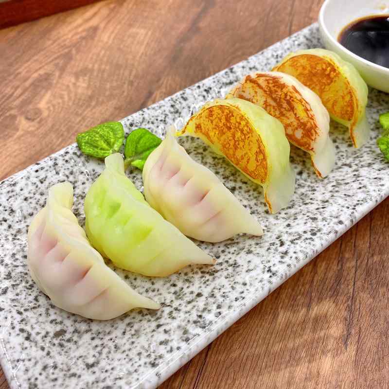おもちゃ 模擬食品 餃子 水餃子 焼き餃子 1個 フェイクフード 食品サンプル ディスプレイ 撮影 小道具 教材 ままごと リアル