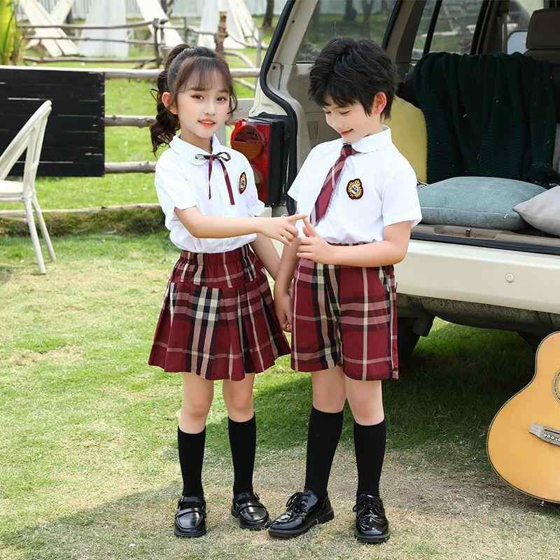 ・カテゴリ: 校服・対象性別: 男・対象年齢: 新生児（0〜1歳、80cm以下）・主な素材: アンゴラ（兎毛）・素材の含有量: 91%〜95%・安全基準: A類・カラー展開: 半袖+バッジ+赤チェックショートパンツ（ネクタイ付き）、半袖パフスリーブ+バッジ+赤チェックスカート（ネクタイ付き）・サイズ展開: 100cm、110cm、120cm、130cm、140cm、150cm、160050cm