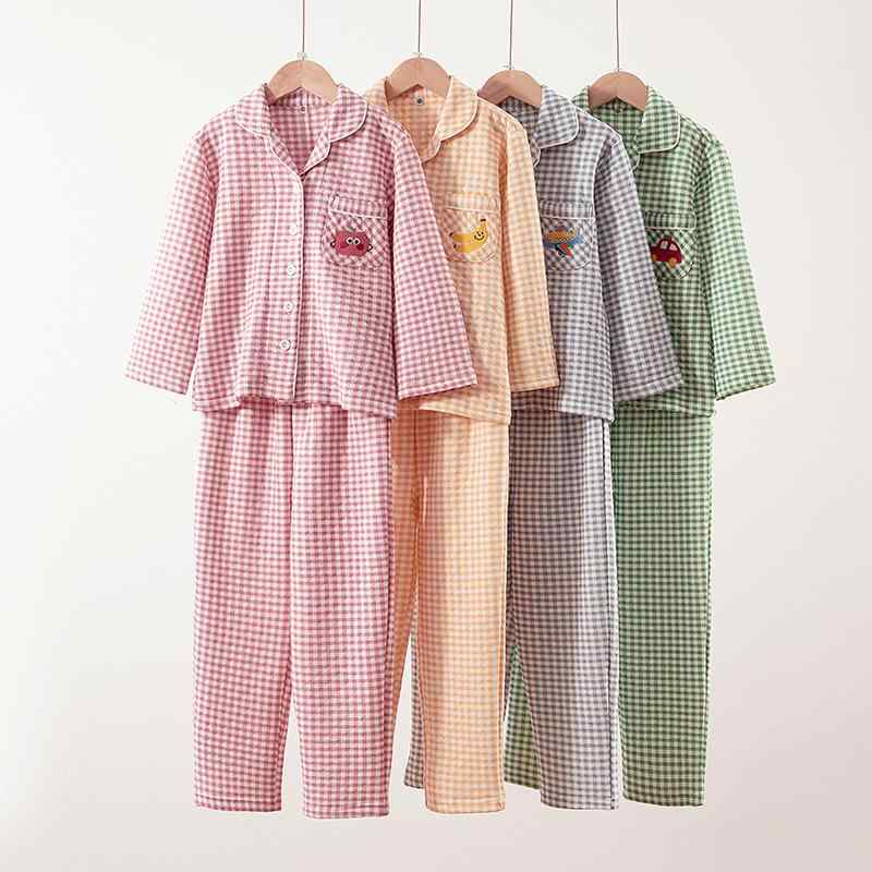 パジャマ キッズ 長袖 長ズボン 秋冬 保温 防寒 暖かい 3層 コットンスムース 刺繍 かわいい 男の子 女の子 ルームウェア 子供 部屋着