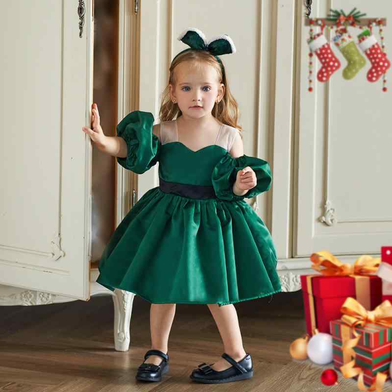・カテゴリ: 子供用ドレス・対象年齢: 1〜3歳（身長80〜100cm）・対象性別: 女の子・生地加工: プリーツ、コーティング、シャーリング、酵素洗い・デザイン要素: プリンセス、チュール、欧米風・スタイル: 欧米風・素材: 綿混紡（表地：ポリエステル 65%、裏地：綿 35%）・安全基準: B類・ドレスタイプ: フォーマルドレス・カラー展開: ロイヤルブルー、レッド、ローズピンク、ダークグリーン・サイズ展開: 身長70cm、80cm、90cm
