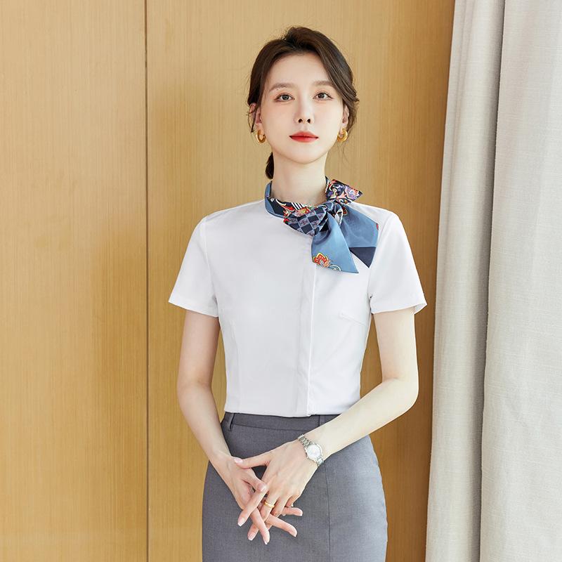 ["・主な素材: ポリエステル 約90%～95%","・カラー展開: 白シャツ、白シャツ+スカート、青シャツ、青シャツ+スカート","・サイズ展開: S、M、L、XL、2XL、3XL、4XL、5XL","・スタイル: カジュアル、オフィス、通勤","・丈: ショート丈","・袖のタイプ: レギュラー袖","・袖丈: 半袖"]
