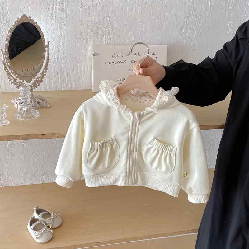 ・カテゴリ: 子供用ジャケット・アウター・対象性別: 女の子・対象年齢: 乳幼児（1～3歳、身長80～100cm）・ネックライン: クルーネック・スタイル: 韓国風・柄: 無地・生地加工: 柔軟加工・フード: フードあり（取り外し不可）・デザイン要素: スポーツ、可愛い、カーディガン・袖丈: 長袖・安全基準: A類・主な素材: 綿 95%・裏地素材: 綿 95%・開閉仕様: ファスナー・カラー展開: 杏色・対応身長: 66cm、73cm、80cm、90cm、100cm・着丈: ショート丈