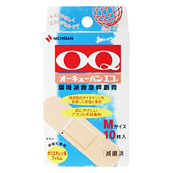 オーキューバン　エコ　Mサイズ 10枚 商品説明 『オーキューバン　エコ　Mサイズ 10枚』 新素材(ポリエチレン系フィルム)採用で低温時でもゴワゴワ感が少なく、良く伸びる絆創膏です。 キズくちにつきにくい、やさしいパッド。 小さな通気孔でキズくちのムレやカブレを防止します。 また、肌にやさしいアクリル系粘着剤を使用。 焼却時のダイオキシンに配慮した非塩ビ素材のエコ絆創膏です。 【オーキューバン　エコ　Mサイズ 10枚　詳細】 原材料など 商品名 オーキューバン　エコ　Mサイズ 10枚 内容量 10枚 サイズ Mサイズ 販売者 ニチバン株式会社 ご使用方法 創傷面にパッド部分をあて、テープ部分で固定してください。 広告文責 株式会社プログレシブクルー072-265-0007 区分 衛生用品オーキューバン　エコ　Mサイズ 10枚　　ニチバン ×5個セット