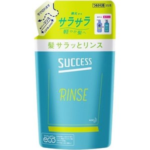 サクセス 髪サラッとリンス つめかえ用 商品説明 『サクセス 髪サラッとリンス つめかえ用』 ◆軽やか髪に仕上げるサラサラ軽やか処方。 ◆根元から毛先までサラッとなじみ、きしみを抑えてサラサラ髪に。 ◆頭皮にスーッとする心地よい爽快感。 ◆ベタつかず、さっぱり感が続く。 ◆髪を傷みから守って、すこやかに保つ。 ◆天然ユーカリエキス(保湿剤)配合。 ◆アクアシトラスの香り。 サクセス 髪サラッとリンス つめかえ用　詳細 原材料など 商品名 サクセス 髪サラッとリンス つめかえ用 原材料もしくは全成分 水、セテアリルアルコール、ジメチコン、エトキシジグリコール、ベヘントリモニウムクロリド、メントール、ユーカリ葉エキス、シリカ、エタノール、ジアルキル(C12-18)ジモニウムクロリド、ヘキサ(ヒドロキシステアリン酸／ステアリン酸／ロジン酸)ジペンタエリスリチル、パルミチン酸イソプロピル、ヒドロキシエチルセルロース、イソプロパノール、乳酸、BG、香料 内容量 320ml 販売者 花王 ご使用方法 ・かならずサクセス 髪サラッとリンス(販売名 サクセスリンスR2s)の使用済みボトルにつめかえてください。他のボトルにつめかえると、液が出なくなることがあります。 ・シャンプーの後、適量(ポンプ1〜2押し程度)を手に取り、直接髪全体になじませ、あとすすいでください。 ご使用上の注意 ・頭皮に傷、湿疹等異常のある時は使わない ・刺激等の異常が出たら使用を中止し、皮フ科医へ相談する ・つめかえる時や使用中、目に入らないよう注意し、入った時は、すぐに充分洗い流す 原産国 日本 広告文責 株式会社プログレシブクルー072-265-0007 区分 日用品サクセス 髪サラッとリンス つめかえ用 320ml×3個セット