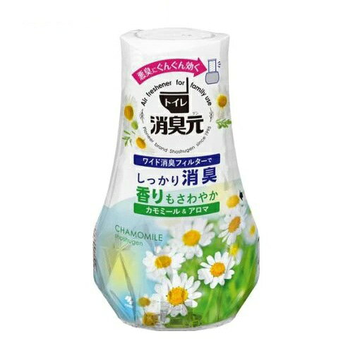 小林製薬 トイレの消臭元 置き型 カモミール＆アロマ 商品説明 『小林製薬 トイレの消臭元 置き型 カモミール＆アロマ』 ◆デコボコ加工の「ワイド消臭フィルター」が悪臭をキャッチ！イヤなニオイをしっかり消臭します。 ◆ナチュラルなカモミールの香りをやさしく甘い香りで包み、上質なリラックス感を表現したフローラルブーケ調の香り。 ◆シャバシャバで香りリフレッシュ。 ◆消臭フィルターを引き上げ、好きな強さに香り調節。 ◆大容量400mLで効果長持ち。最後の一滴まで残さず効く。 ◆再生樹脂を使用した容器。 ※パッケージデザイン・内容量等は予告なく変更されることがあります。 小林製薬 トイレの消臭元 置き型 カモミール＆アロマ　詳細 原材料など 商品名 小林製薬 トイレの消臭元 置き型 カモミール＆アロマ 原材料もしくは全成分 アミノ酸系消臭剤、香料、界面活性剤(非イオン、陰イオン) 内容量 400ml 販売者 小林製薬 ご使用方法 (1)ミシン目にそってはがす (2)外キャップを後ろにたおしてはずす (3)反時計まわりにまわす (4)平らな場所に置きゆっくり引き上げる (5)外キャップをしっかり閉める ★使用期間 ・約1.5ヶ月〜3ヶ月間(消臭フィルターの引き上げ高さと使用環境により異なります) ご使用上の注意 ★使用上の注意 ・本品は飲めない。 ・小児、認知症の方などの誤飲に注意する。 ・小児、認知症の方などの手の届くところには置かない。 ・安定した場所に置き、倒れたまま放置しない。 ・外キャップだけで本品を持ち上げない。 ・液がこぼれるので横・斜めにしない。 ・液がつくとシミや変色、変形の原因となる場合があるので、すぐに拭き取る。 ・用途以外に使用しない。 ・直射日光のあたる所、高温の場所に置かない。変色・変質することがある。 ★応急処置 ・液体が目に入った場合は、すぐに流水で洗い流す。 ・消臭フィルターの調節時や分別廃棄の際、液体が手についた場合はよく洗う。 ・飲んだ場合は、吐かせずにコップ1〜2杯の水を飲ませる。 ・気分が悪くなったときは、使用を中止する。 ・異常がある場合は本品を持参し、医師に相談する。 原産国 日本 広告文責 株式会社プログレシブクルー072-265-0007 区分 日用品小林製薬 トイレの消臭元 置き型 カモミール＆アロマ　400ml×3個セット