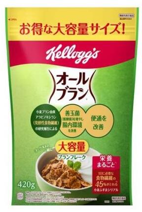 ケロッグ　オールブラン ブランフレーク 大容量 商品説明 『ケロッグ　オールブラン ブランフレーク 大容量』 ◆食物繊維たっぷりの小麦ブランをざくざく食感の食べやすいフレークにしました。 ◆発酵性食物繊維※1(※1 小麦ブラン由来アラビノキシラン)が、善玉菌を増やし、腸内環境をサポートします。 ◆1食(60g)で1日に必要な食物繊維の45％※2がとれます。 ※1 機能性表示食品：K664 機能性関与成分：小麦ブラン由来アラビノキシラン 2.1g／60gあたり ※2 日本人の食事摂取基準(2025年版)目標量(女性15〜74歳)を1日分として ケロッグ　オールブラン ブランフレーク 大容量　詳細 原材料など 商品名 ケロッグ　オールブラン ブランフレーク 大容量 原材料もしくは全成分 精米(アメリカ、タイ)、全粒小麦、砂糖、小麦ブラン、ぶどう糖果糖液糖、水溶性食物繊維、食塩、麦芽エキス、糖蜜／ビタミンC、鉄、ナイアシン、ビタミンB2、ビタミンB1、ビタミンA、ビタミンD 保存方法 高温多湿の場所をさけて保存してください。 内容量 420g 販売者 日本ケロッグ 保健機能食品表示 届出表示：本品には小麦ブラン由来アラビノキシランが含まれます。小麦ブラン由来アラビノキシランは、発酵性の食物繊維で、善玉菌とよばれる腸内の酪酸菌を増やし、酪酸を増加させることにより、腸内環境を改善することが報告されています。また、小麦ブラン由来アラビノキシランはお腹の調子を整え便通を改善することが報告されています。 1日あたりの摂取目安量 60g ご使用方法 ★一日当たりの摂取目安量：60g ・そのまま、または、牛乳、ヨーグルト、豆乳などをかけてお召し上がりください。 ・一日当たりの摂取目安量をお守りください。 品名・名称 朝食シリアル アレルギー物質 小麦 ご使用上の注意 ・本品は、特定保健用食品と異なり、機能性及び安全性について国による評価を受けたものではありません。届け出られた科学的根拠等の情報は消費者庁のウェブサイトで確認できます。 ・食べ過ぎにより、一過性におなかがゆるくなることがあります。本品は多量摂取により疾病が治癒したり、より健康が増進するものではありません。一日当たりの摂取目安量をお守りください。 ・医薬品ではありません。 ・本品は、疾病に罹患している者、未成年者、妊産婦(妊娠を計画している者を含む。)及び授乳婦を対象に開発された食品ではありません。 ・疾病に罹患している者は医師に、医薬品を服用している者は医師、薬剤師に摂取について相談してください。 ・体調に異変を感じた際は、速やかに摂取を中止し、医師に相談してください。 ・開封後はチャックを閉め、湿気をさけて保管の上、お早めにお召し上がりください。 原産国 日本 広告文責 株式会社プログレシブクルー072-265-0007 区分 機能性表示食品(K664)ケロッグ　オールブラン ブランフレーク 大容量(420g)×3個セット