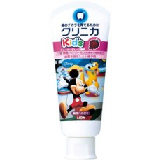 クリニカKid's ハミガキ ジューシーグレープ 商品説明 『クリニカKid's ハミガキ ジューシーグレープ』 歯質の弱いお子様の歯を虫歯からがっちりガードする子供用歯磨きです。デキストラナーゼ酵素が、磨き残しがちなかくれプラークまで分解・除去。フッ素が歯の再石灰化を促進して、虫歯の発生と進行を防ぎます。キシリトール配合。 【クリニカKid's ハミガキ ジューシーグレープ　詳細】 原材料など 商品名 クリニカKid's ハミガキ ジューシーグレープ 原材料もしくは全成分 湿潤剤：ソルビット液、PG/清掃剤：非晶質無水ケイ酸、無水ケイ酸(シリカ、スクラブシリカ)/香味剤：香料(グレープタイプ)、キシリトール/発泡剤：ラウリル硫酸Na/粘結剤：カラギーナン/安定剤：酸化チタン/薬用成分：フッ化ナトリウム、デキストラナーゼ 内容量 60g 保存方法 直射日光や湿気の多いところを避け、涼しい所に保存してください。 販売者 ライオン ご使用上の注意 ●お口のまわりの傷などに直接つけないでください。 ●発疹などの異常が現れたときは使用を中止してください。 ●目に入ったときは、こすらずすぐに水で充分に洗い流してください。いずれの場合にも、異常が残るときは商品を持参し、医師に相談してください。(歯の定期健診を受けましょう。) 広告文責 株式会社プログレシブクルー072-265-0007 区分 日用品クリニカKid's ハミガキ ジューシーグレープ 60g ×60個セット　1ケース分