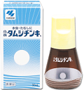 小林タムシチンキb 商品説明 『小林タムシチンキ 30ml』 硝酸ミコナゾールを主成分としたみずむし、たむし治療薬です。 硝酸ミコナゾールは、みずむし・たむし(いんきんたむし、ぜにたむし)の原因となる白せん菌などの真菌に効果を発揮します。 さらに、角質を軟化させるサリチル酸、二次感染の予防にイソプロピルメチルフェノールを配合しています。 ※ メーカー様の商品リニューアルに伴い、商品パッケージや内容等が予告なく変更する場合がございます。また、メーカー様で急きょ廃盤になり、御用意ができない場合も御座います。予めご了承をお願いいたします。 【小林タムシチンキb 　詳細】 100mL中 硝酸ミコナゾール 1g サリチル酸 4g イソプロピルメチルフェノール 0.3g マレイン酸クロルフェニラミン 0.2g リドカイン 2g dl-カンフル 1.5g 添加物として エタノール を含有。 原材料など 商品名 小林タムシチンキb 内容量 30ml 販売者 小林製薬（株） 保管及び取扱い上の注意 用法・用量 1日数回患部に適量を塗布してください 効果・効能 水虫，いんきんたむし，ぜにたむし ご使用上の注意 ◆ 医薬品について ◆医薬品は必ず使用上の注意をよく読んだ上で、 それに従い適切に使用して下さい。 ◆購入できる数量について、お薬の種類によりまして販売個数制限を設ける場合があります。 ◆お薬に関するご相談がございましたら、下記へお問い合わせくださいませ。 株式会社プログレシブクルー　072-265-0007 ※平日9:30-17:00 (土・日曜日および年末年始などの祝日を除く） メールでのご相談は コチラ まで 広告文責 株式会社プログレシブクルー072-265-0007 商品に関するお問い合わせ 区分 日本製・第2類医薬品 ■ 医薬品の使用期限 医薬品に関しては特別な表記の無い限り、1年以上の使用期限のものを販売しております。 それ以外のものに関しては使用期限を記載します。 医薬品に関する記載事項はこちら【第2類医薬品】小林製薬　タムシチンキ　30ml×20個セット