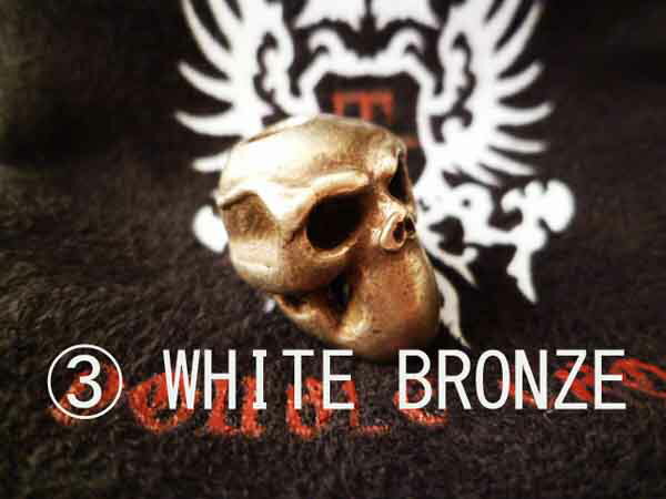 トラヴィスワーカー トラヴィスワーカー スカルビーズ　White bronze Travis Walker