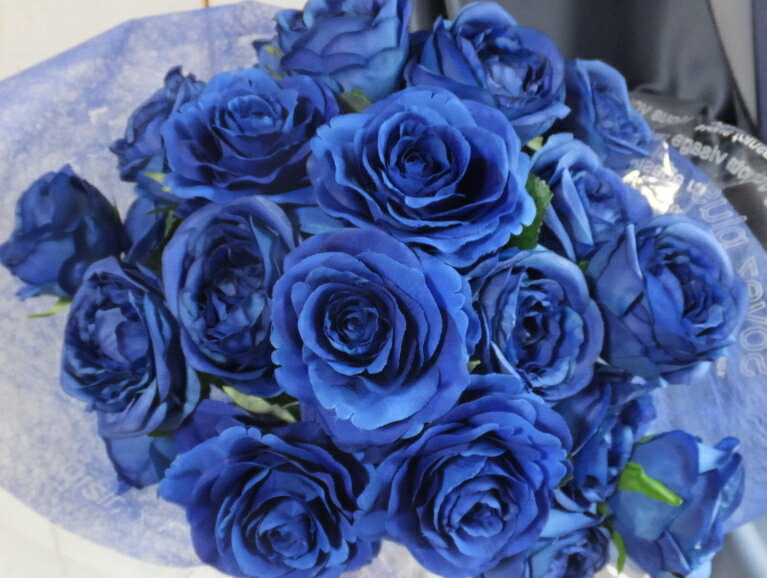 楽天フラワーショップBlue candle幻の青いバラ【blue roseの花束】バラ・青いバラ・CT触媒・サムシング・ブルーの花束・母の日・ブライダル・結婚式の花ブーケ・花束・枯れない花ブルーの花束・造花
