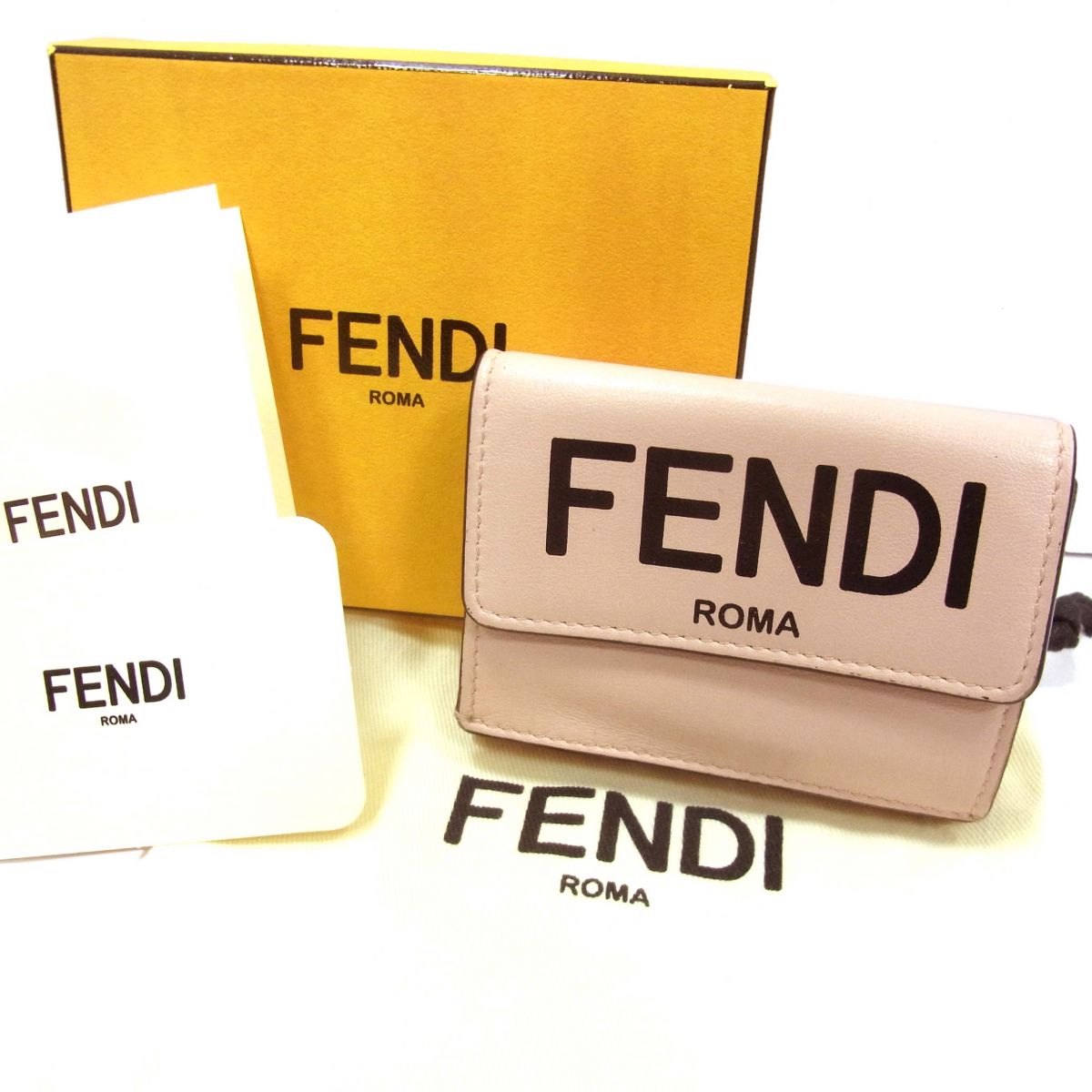 【中古】◆FENDI フェンディ 三つ折り財布 MICRO TRIFOLD レザー マイクロ ウォレット イタリア製 箱付き レディース
