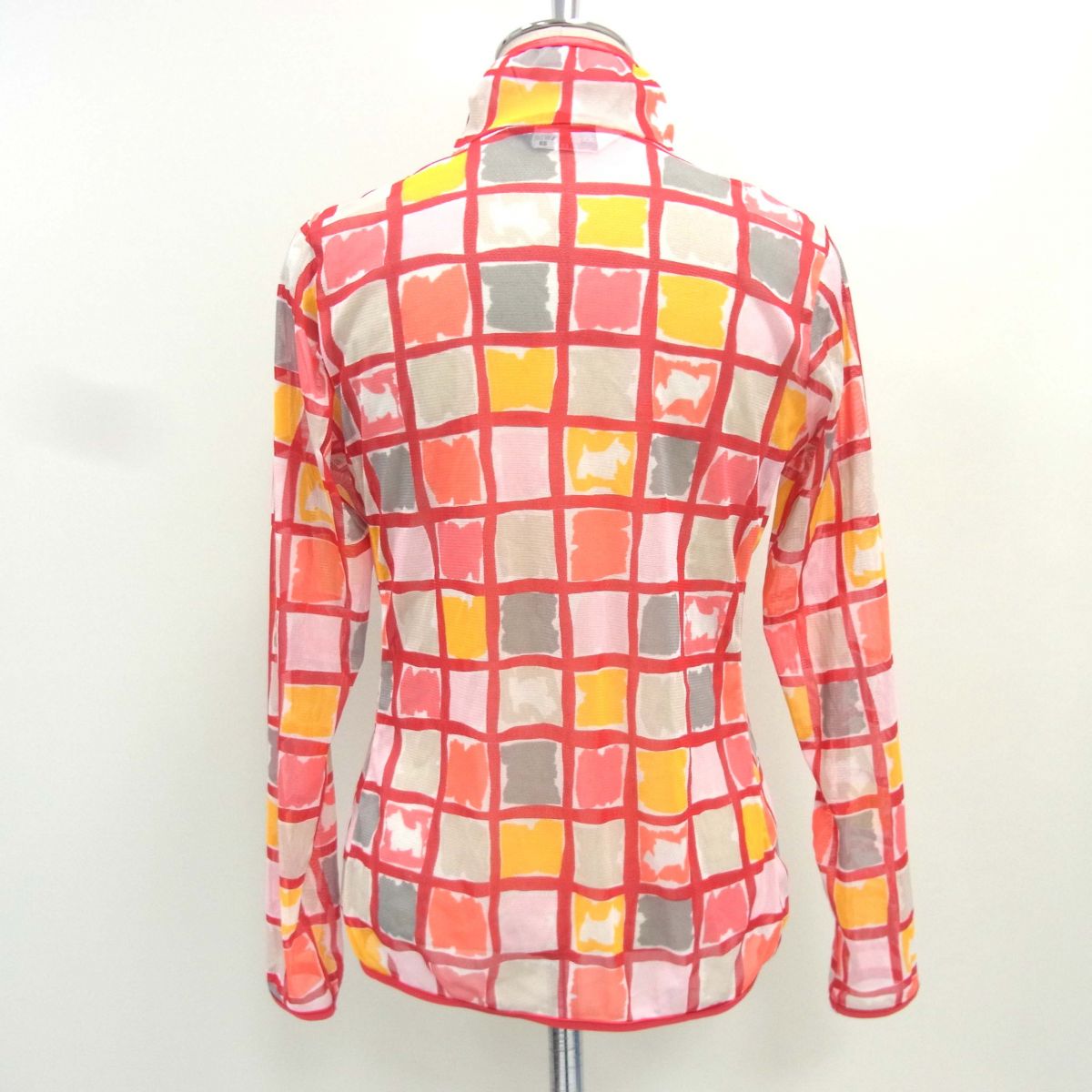 【中古】◆Black&White ブラックアンドホワイト ゴルフ メッシュジャケット ジップジャケット 総柄 日本製 レディース