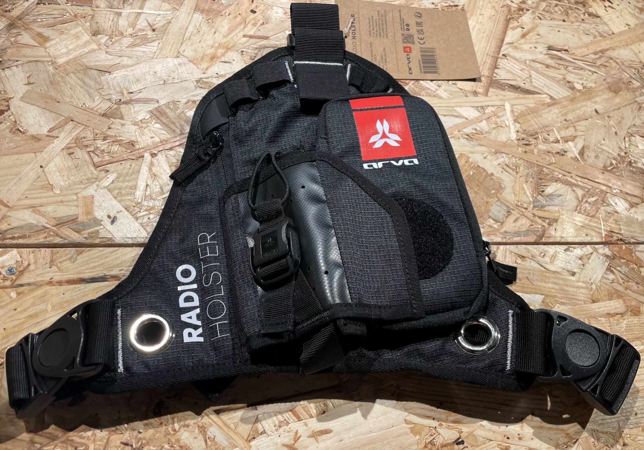 アルバ ラジオホルスター ブラック ARVA RADIO HOLSTER RADIOHOLV4 ビーコン 無線ホルスター ケース | 収納ケース 無線機 ホルスターケース ラジオホルスター GPS バックカントリー バックカントリースキー スキー バッグ バック