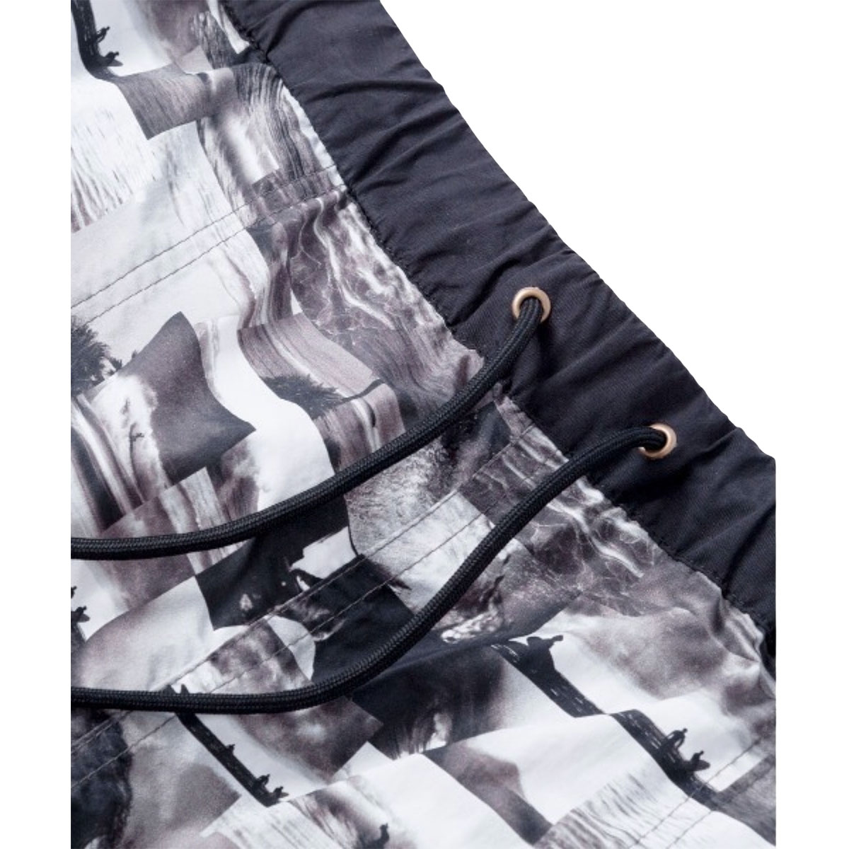 OFFSHORE オフショア PATCHWORK PHOTO SHORTS メンズ/レディース ブラック S-XL OS25-2PT-005【ボードショーツ ショートパンツ ショーツ ハーフパンツ 水着 サーフショーツ U-SKE コラボ 写真 フォト パッチワーク おしゃれ ブランド サーフ サーフブランド 黒】