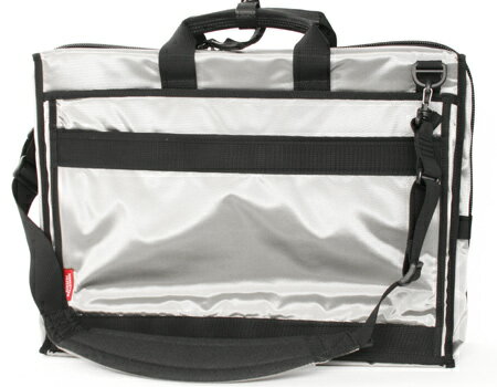 マンハッタンパッセージ Folo Free Roomy ブリーフケース シルバー 2435SV