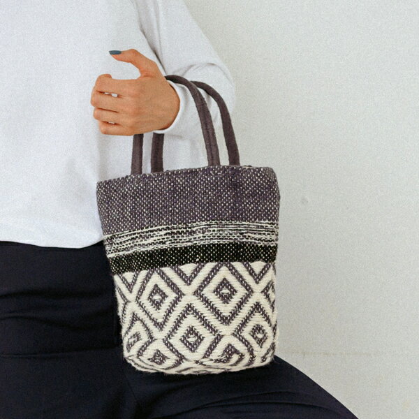 【SALE】【セール】【50％OFF】【即納】beej ビージbeej_WOOL Busket bag_c バスケットバッグ トート【2022AW新作】【あす楽】のサムネイル