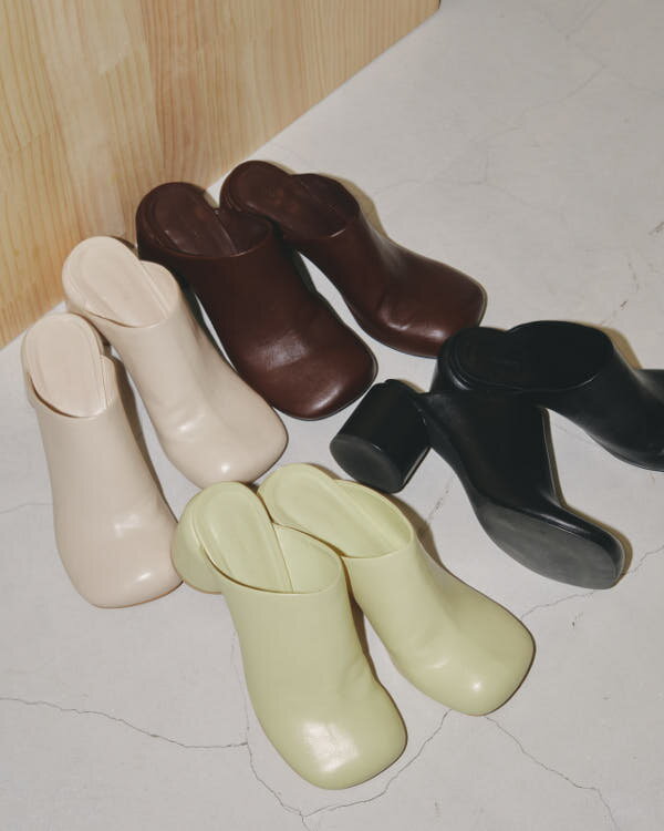 【SALE】【セール】【20％OFF】【即納】TODAYFUL トゥデイフル LIFE's ライフズ2023 winter prefallコレクションChunky Heel Sabot チャンキーヒールサボ 12321004 吉田怜香【2023AW新作】【あす楽】のサムネイル