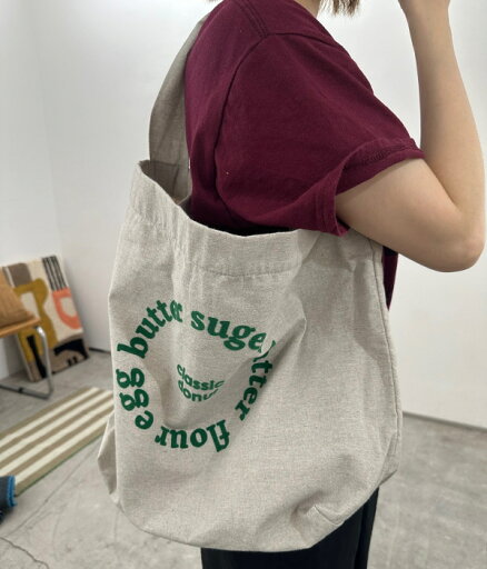 【即納】beej ビージbeej_sheeting bag_doughnut シャーリングバッグ ドーナッツ ドーナツ【2025SS新作】≪3月19日入荷≫ 【即納】beej ビージbeej_sheeting bag_doughnut シャーリングバッグ ドーナッツ ドーナツ【2025SS新作】≪3月19日入荷≫