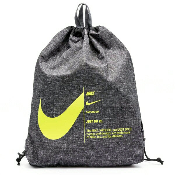 NIKE　BASIC DRAW STRING POOL BAG 商品説明 ナップザックタイプのプールバッグ。 軽くて持ち運びに便利。 通気性をよくするための水抜き穴あり。 素材：ポリエステル サイズ：39cm×43cm×7cm（10L） 生産国：ベトナム製 ※内側はポリウレタンコーティングあり ※掲載商品の仕様、デザイン、生産国、発売時期は 　予告なく 変更する場合がありますので、 　あらかじめご了承ください。 ※掲載画像の色彩は実際の商品及び印刷物と 　多少異なる場合があります。 ※メーカー希望小売価格はメーカーカタログに 　基づいて掲載しています。 ※お取り寄せ品のキャンセルは承れません。 　よくお確かめの上でご注文をお願いいたします。 発送詳細複数ご注文、またはメール便対応商品をご注文の場合は、ショッピングモールからの自動メールでは送料は確 定しておりません。店舗よりメールにて確定送料をお知らせ致します。こちらの商品（1点） の送料は下記のとおりです。 ご 注文確定前に必ずコチラをご確認の上ご購入をお願い致します・ご確認ください・配送について・返品、交換について ■ ご不明な場合はお問合せ下さい。