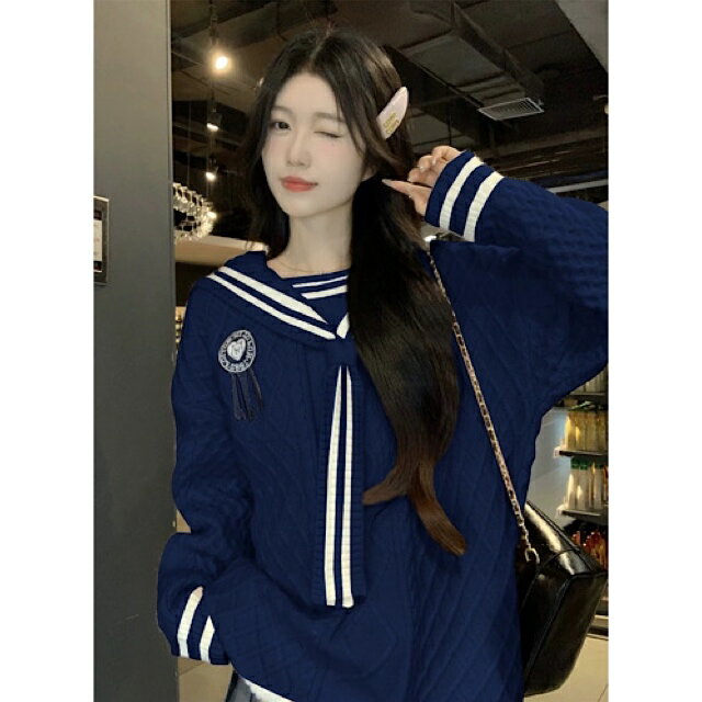 BlueStyleの韓国 子供服 韓国 レディース トップス レディース 韓国服 可愛い トップス スウェット 着回しコーデ bluestyle ショート丈 BlueStyle ブルースタイル 韓国風 春夏 春服 秋コーデ 秋服 パーカー Tシャツ ギャル キッズ 服 体型カバー｜アングル2