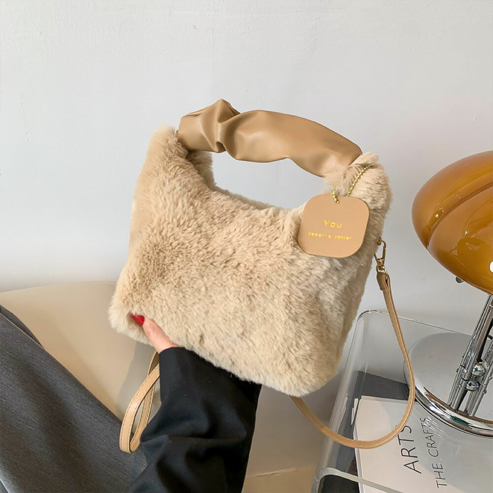 ハンドバッグ トートバッグ 秋冬 ショルダーバッグ ふわふわ もこもこ バッグ レディース ミニバッグ 手提げ バッグ フェイクファー 冬物 鞄 かばん パーティーバッグ 通勤 通学 旅行用 動物 2way お洒落 大人 可愛い お出かけ 056058