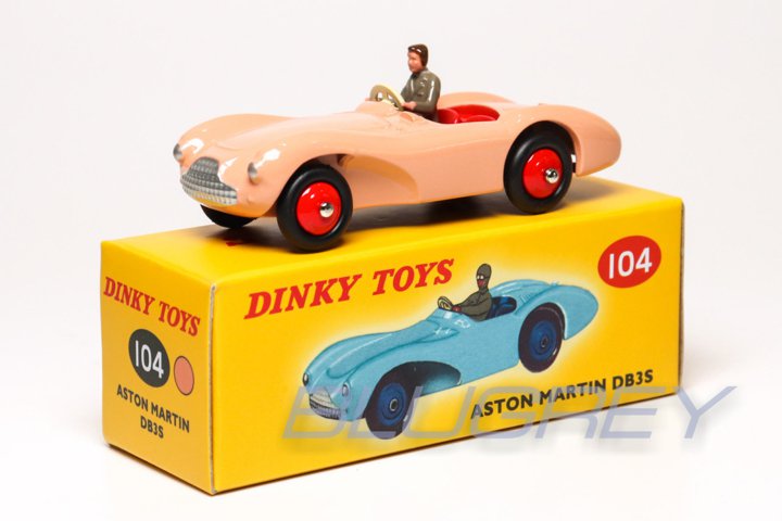 DINKY TOYS 1/43 ディンキー アストンマーチン DB3S ピンク ASTON MARTIN DB3S 復刻版 ミニカー 104