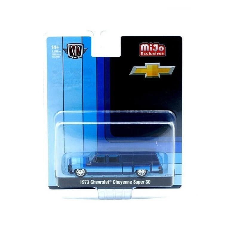 �ڹ���߸��ʡ�M2 Machines 1/64 ���ܥ졼 ���㥤���� �����ѡ� 30 1973 �֥롼 Chevrolet Cheyenne Super 30 Dually with Camper Shell MiJo����