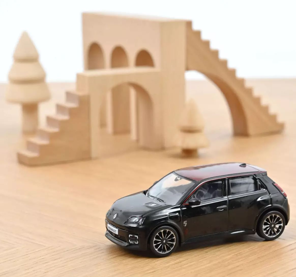 �ڹ���߸��ʡۥΥ�� 1/43 ��Ρ� 5 E�ƥå� 2024 �֥�å� ���� NOREV RENAULT 5 E-Tech 100% Electrique �ߥ˥���