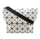 BAO BAO ISSEY MIYAKE バオ バオ イッセイ ミヤケ BAOBAO バオバオ ショルダーバッグ メッセンジャーバッグ PVC ホワイト 白 B...