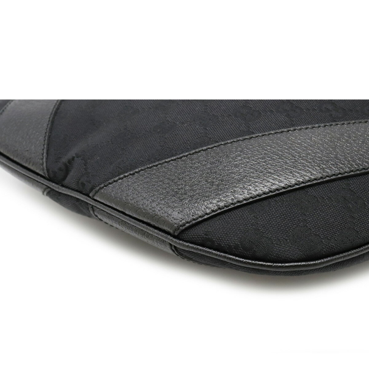 【バッグ】GUCCI グッチ GGキャンバス ショルダーバッグ ワンショルダー セミショルダー 肩掛け レザー ブラック 黒 124357 【中古】