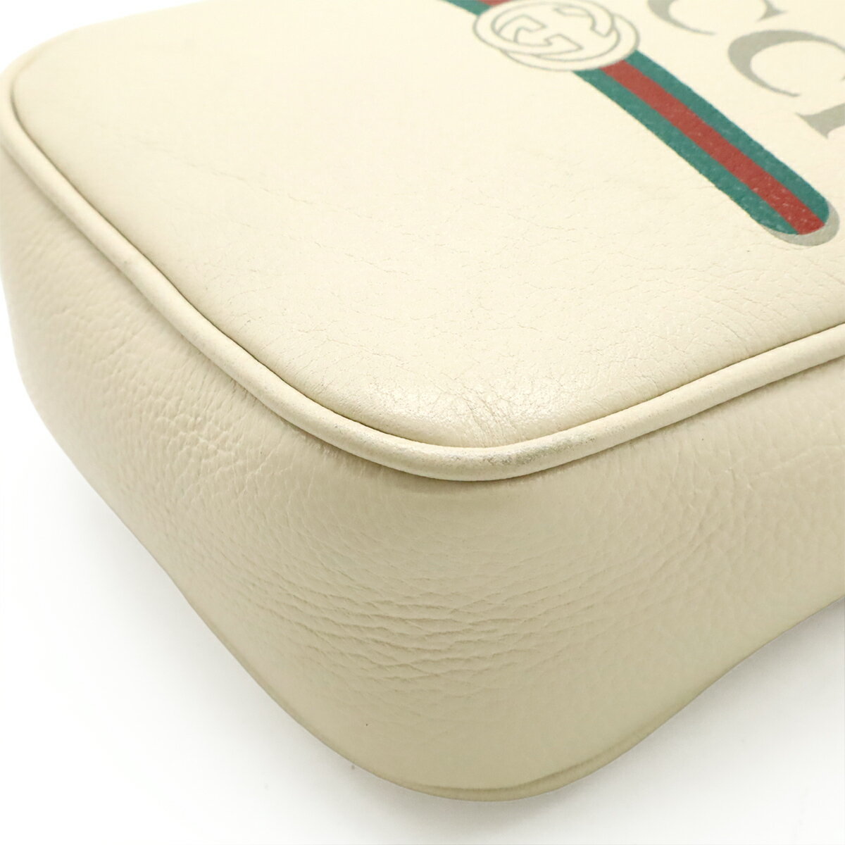 GUCCI グッチ グッチプリント ロゴ ショルダーバッグ ポシェット 斜め掛け レザー アイボリー ゴールド金具 574803 【中古】