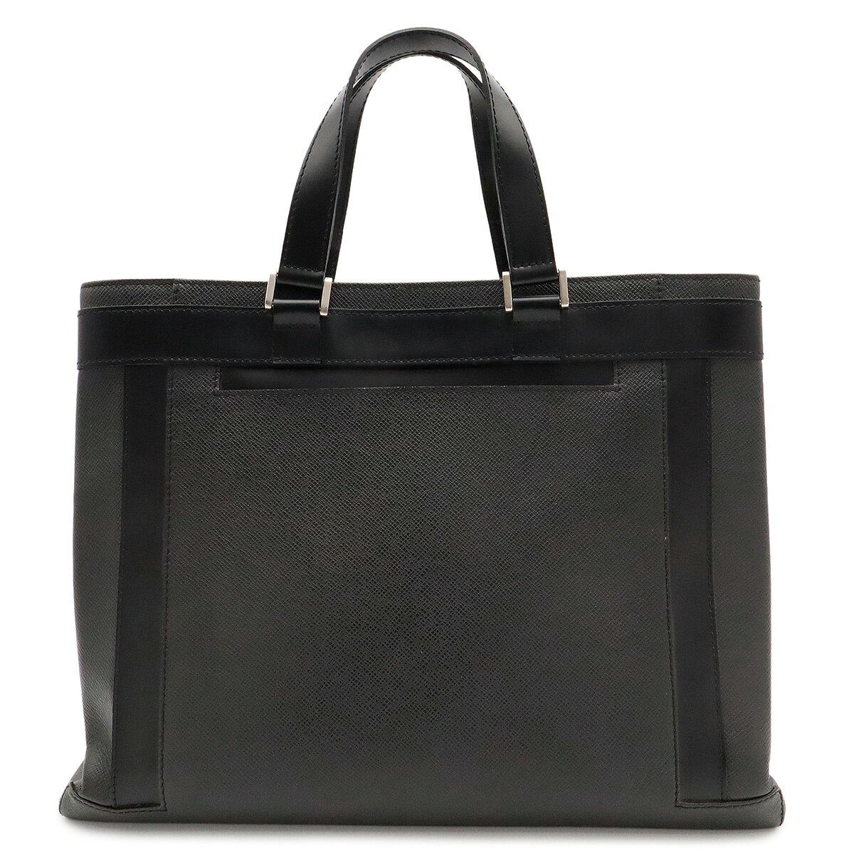 商品説明 程度 中古 ABランク サイズ W37cm H29.5cm D11cm 材質 タイガレザー カラー アルドワーズ 仕様 外側ファスナーポケット1、ポケット1、内側ファスナーポケット1、ポケット1、携帯用ポケット1 付属品 なし 重さ 約960g コンディション 外側 型崩れ、若干の角スレ 内側 間口シワ、ファスナーポケット端糸出 ハンドル わずかなシワ 金具 わずかなくすみ 特記事項 製造番号 TH0094 コメント 若干使用感がございますが、ご使用に問題なくご愛用いただけます。ヴィトン人気のライン"タイガ"のビジネスバッグ「カスベック」。両サイドにスナップが付いており、マチ幅調節可能。トートバッグとしても、お使い頂けます。