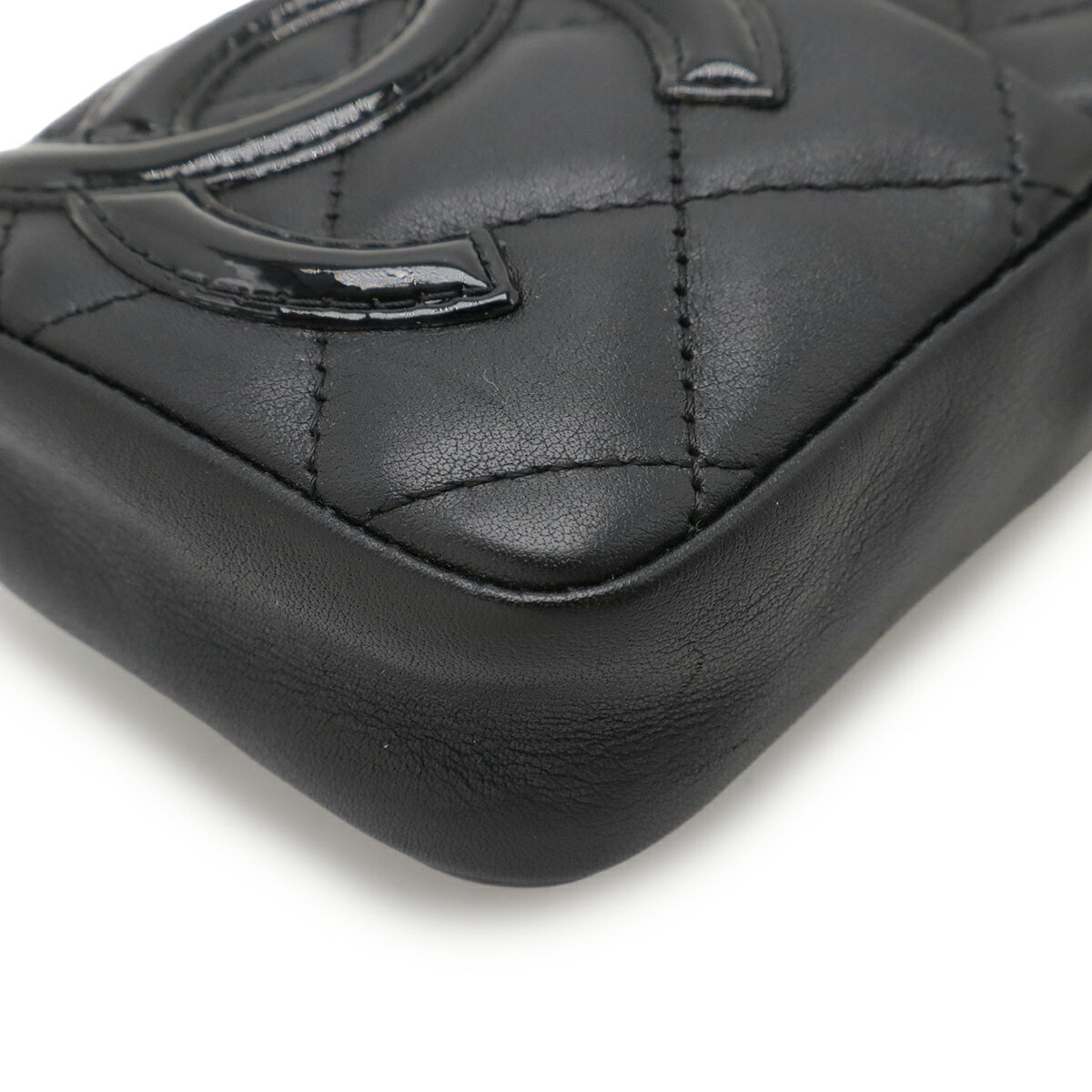 CHANEL ����ͥ� ����ܥ�饤�� ������åȥ����� ���Х������� IQOS �������������� �ݡ��� ��ʪ���� �쥶�� �֥�å� �� �ԥ� A26732 ����š�