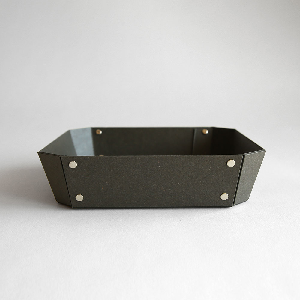 B.L.Wのconcrete craft コンクリートクラフト / 8_TRAY M チャコール｜8トレイ 小物入れ クラフトワン craft_one トレー インテリア雑貨 シンプル モダン おしゃれ｜117190｜アングル2
