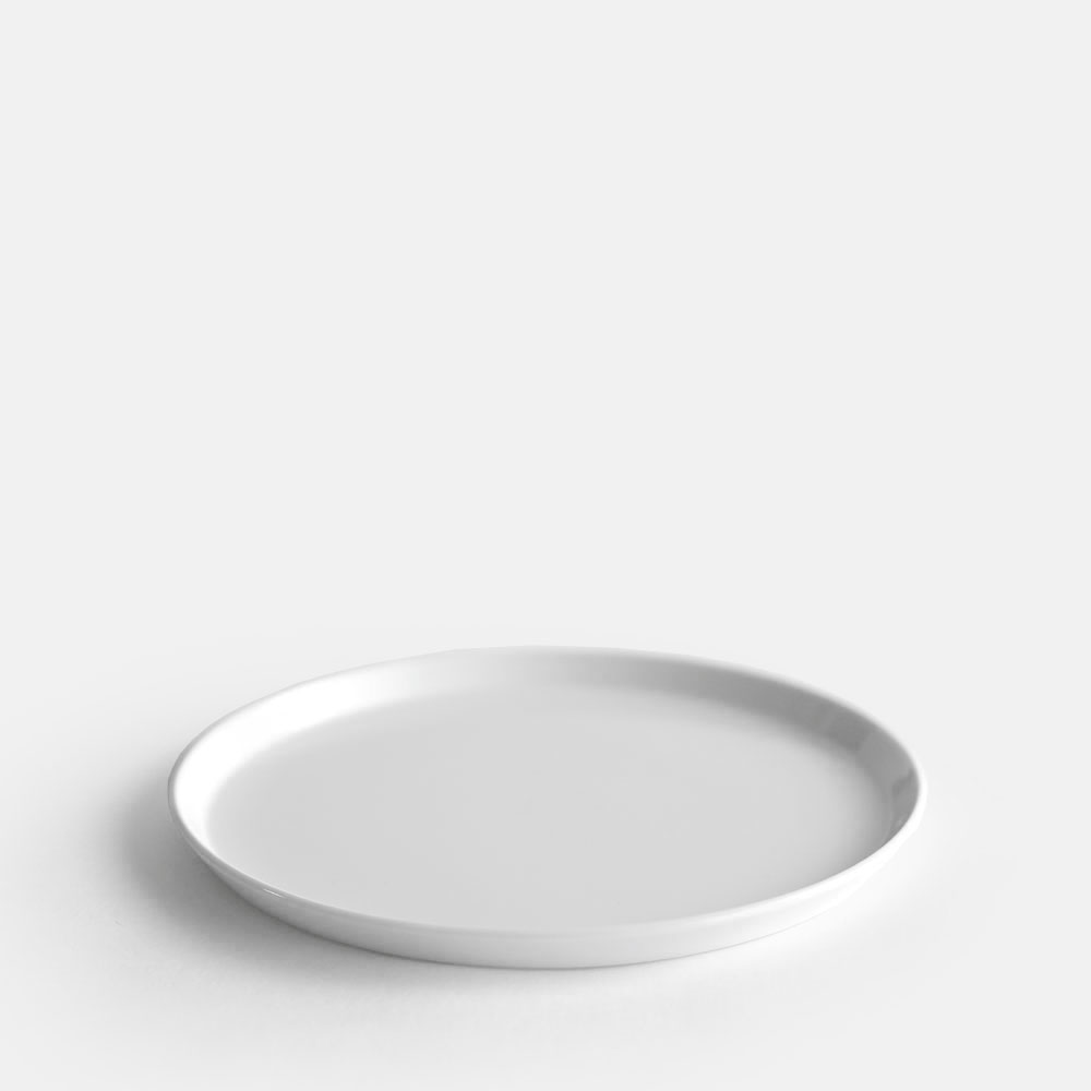 イチロクイチロクアリタジャパン 食器 1616/arita japan / TY “Standard” Round Plate200（White）【あす楽対応】【有田焼/柳原照弘/TYスタンダード/ラウンドプレート/食器/ギフト】[116401