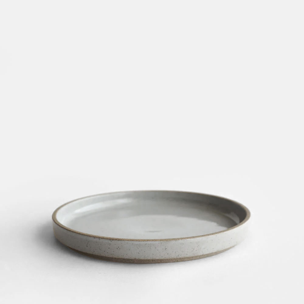 【あす楽対応】HASAMI PORCELAIN[ハサミポーセリン] / Plate φ18.5cm(Gloss Gray)/HPM003【プレート/皿/グロスグレー/クリア/波佐見焼】[111814のサムネイル