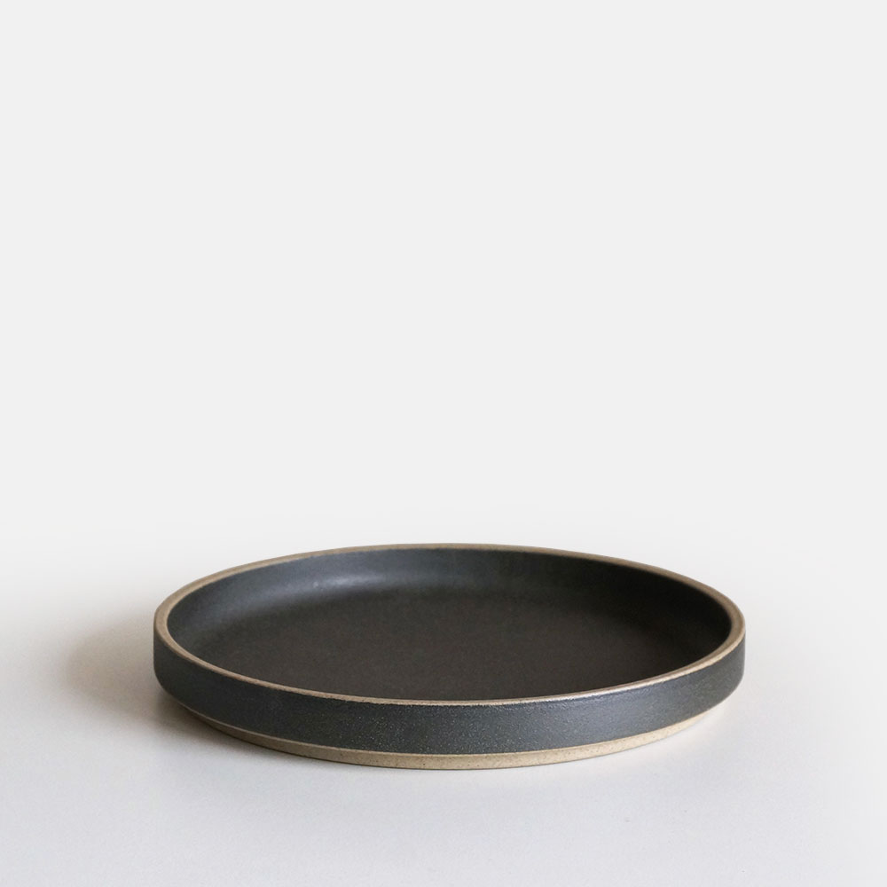 HASAMI PORCELAIN[ハサミポーセリン] / Plate φ18.5cm(Black)/HPB003【あす楽対応】【プレート/取り皿/ブラック/波佐見焼/食器/ギフト】[111141