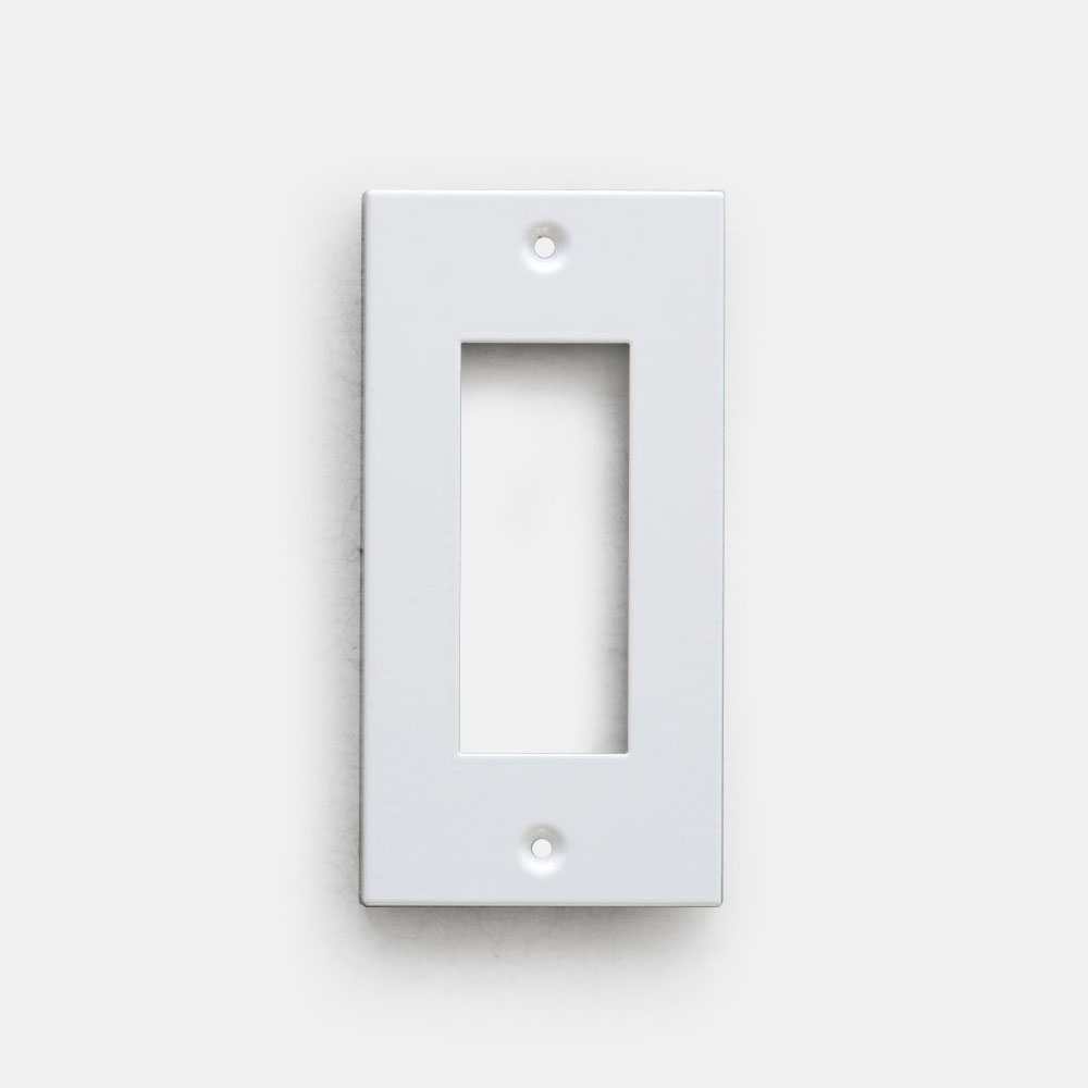 SML / SWITCH / CONCENT PLATE (White) 3口【メール便可 10点まで】【スイッチコンセントプレート/エスエムエル/DIY/リノベーション/コンセントカバー】[115318