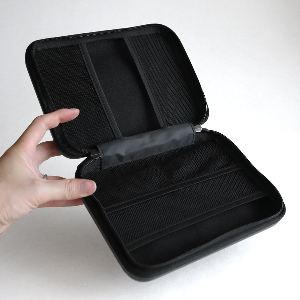 nahe ネーエ / HARD SHELL CASE L ブラック｜ハードシェルケース HIGHTIDE ハイタイド ガジェットケース ポーチ コンパクト 収納 小物入れ モバイルアクセサリケース｜116074 blw-store-10002436 B.L.W サンプル画像2